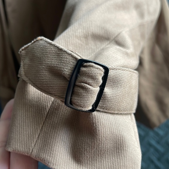 GAP TRENCH COAT - Picture 8 of 8